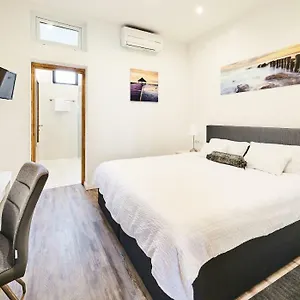 Sandro Apartment Vilanija